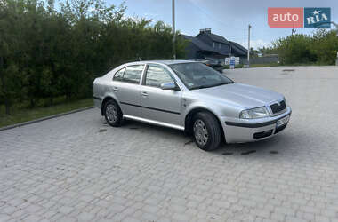 Лифтбек Skoda Octavia 2005 в 