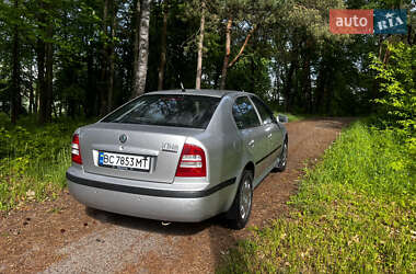 Лифтбек Skoda Octavia 2005 в 