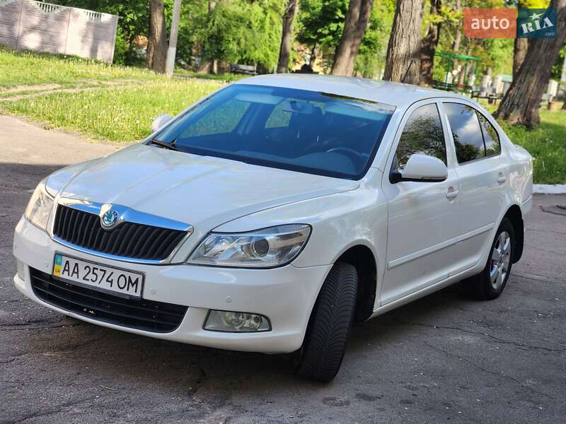 Ліфтбек Skoda Octavia 2011 в 