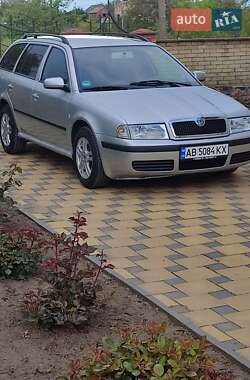 Универсал Skoda Octavia 2007 в Ильинцах