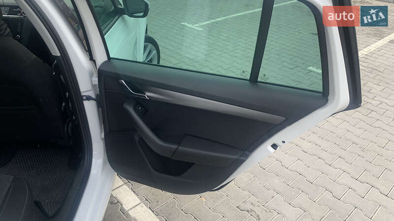 Универсал Skoda Octavia 2019 в Тернополе