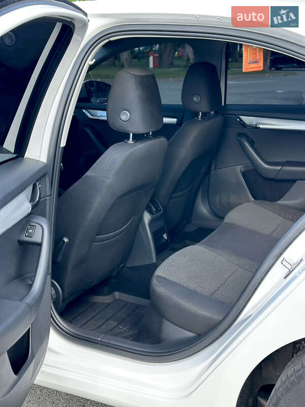Ліфтбек Skoda Octavia 2014 в Харкові