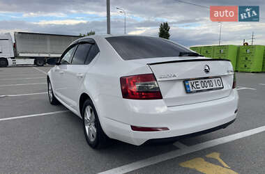 Лифтбек Skoda Octavia 2016 в 