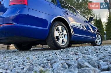 Универсал Skoda Octavia 2009 в 