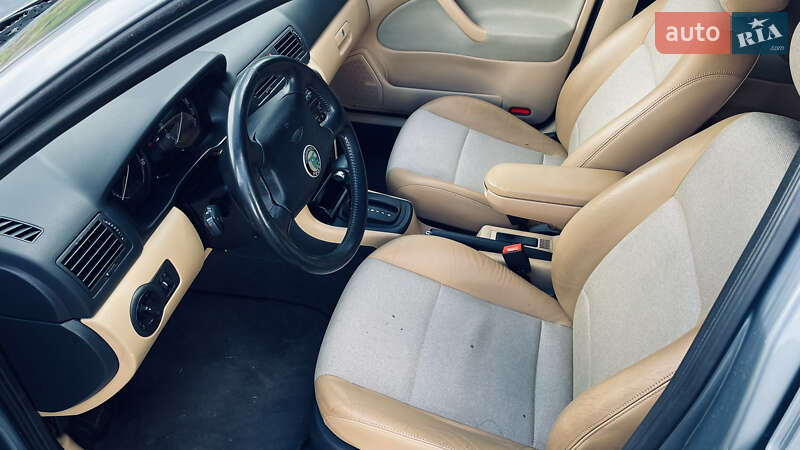 Универсал Skoda Octavia 2003 в Луцке