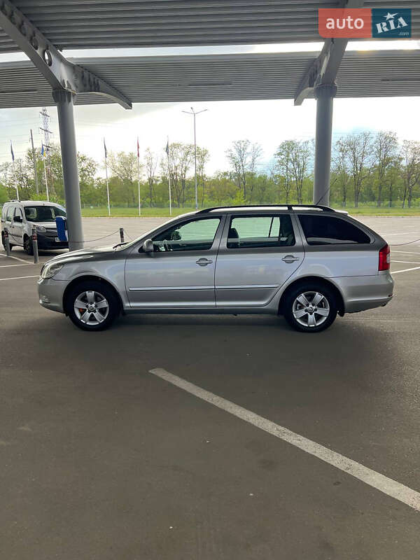 Универсал Skoda Octavia 2011 в Запорожье