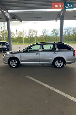 Універсал Skoda Octavia 2011 в 