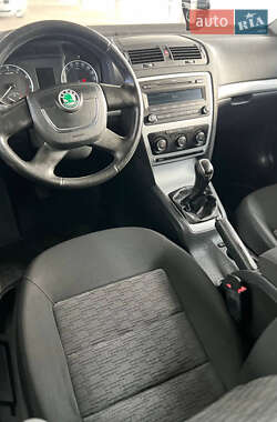 Універсал Skoda Octavia 2011 в 