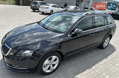 Універсал Skoda Octavia 2017 в 