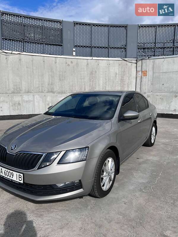 Ліфтбек Skoda Octavia 2018 в Києві