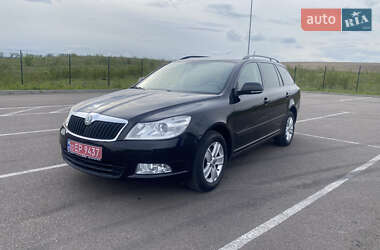 Универсал Skoda Octavia 2012 в 