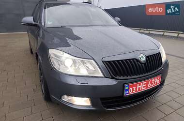Универсал Skoda Octavia 2009 в 
