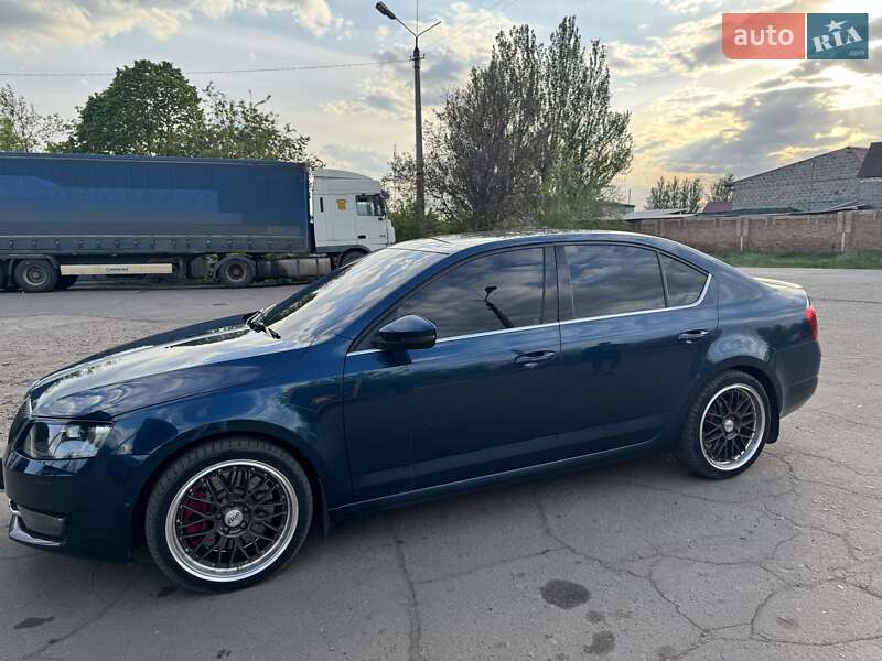 Лифтбек Skoda Octavia 2013 в Славянске