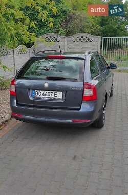 Універсал Skoda Octavia 2009 в 