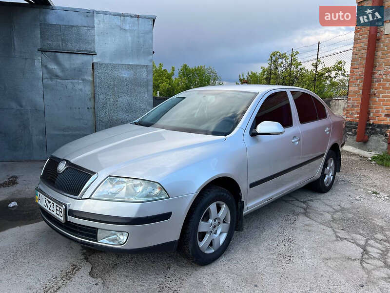 Ліфтбек Skoda Octavia 2005 в 