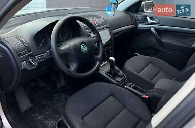 Ліфтбек Skoda Octavia 2005 в 