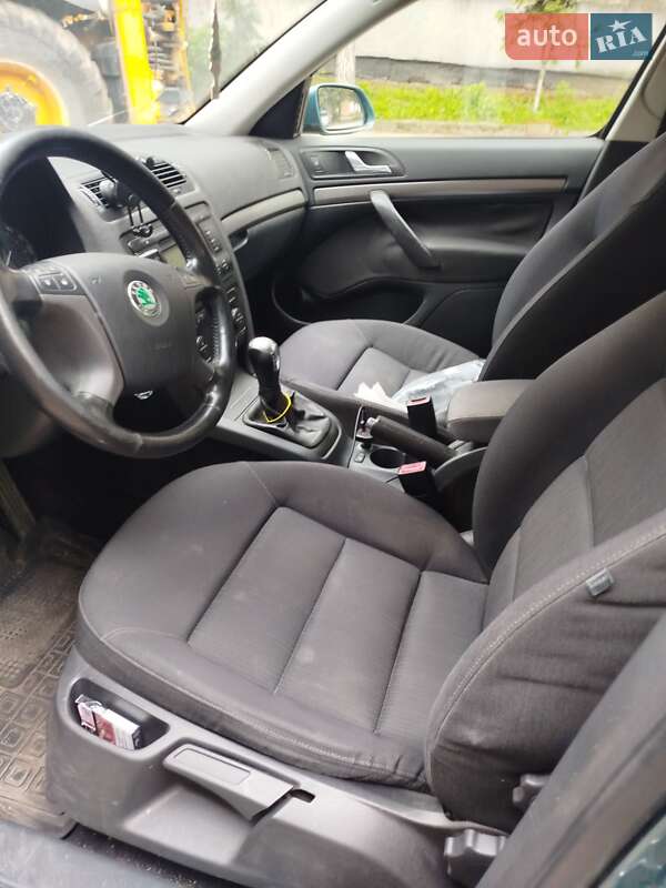 Универсал Skoda Octavia 2005 в Виннице