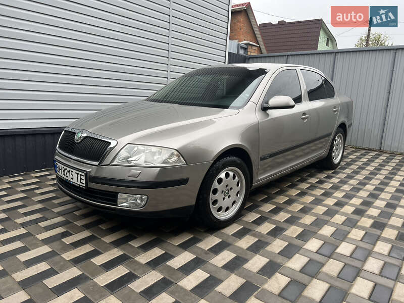 Ліфтбек Skoda Octavia 2006 в Вінниці