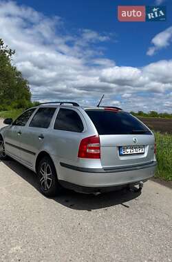 Универсал Skoda Octavia 2010 в 