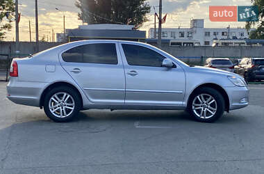 Ліфтбек Skoda Octavia 2012 в 