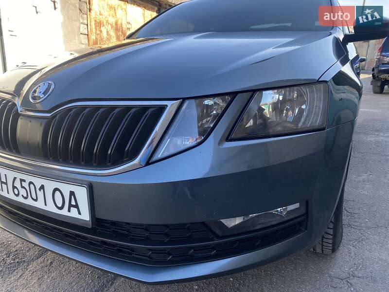 Лифтбек Skoda Octavia 2017 в Днепре