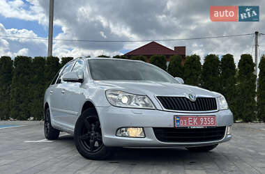 Універсал Skoda Octavia 2012 в 