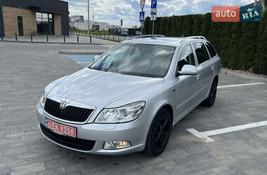 Універсал Skoda Octavia 2012 в 