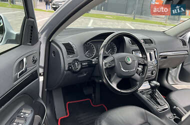 Універсал Skoda Octavia 2012 в 