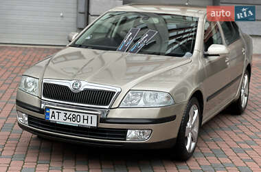 Лифтбек Skoda Octavia 2005 в 