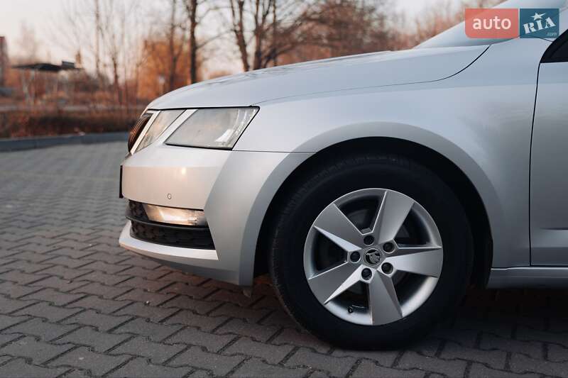Універсал Skoda Octavia 2020 в Києві