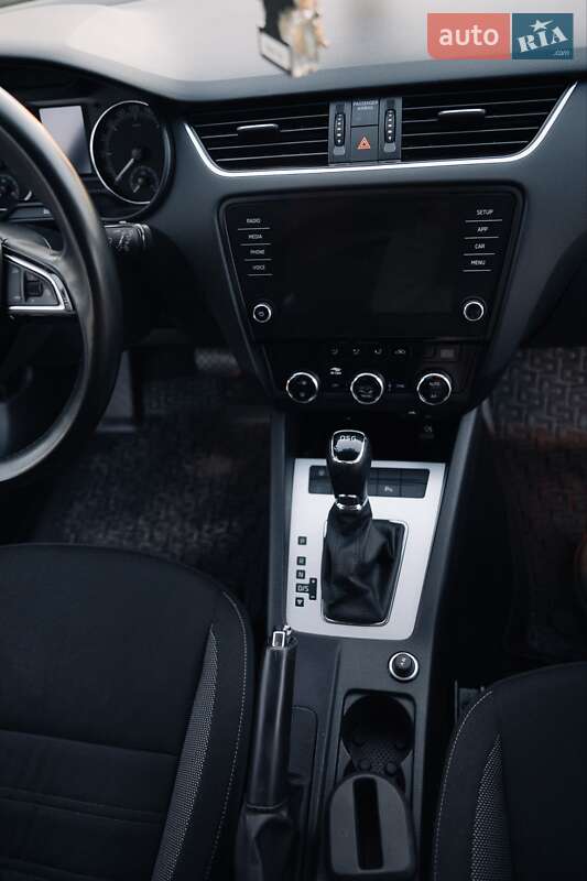 Універсал Skoda Octavia 2020 в Києві