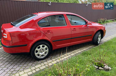 Лифтбек Skoda Octavia 2008 в 