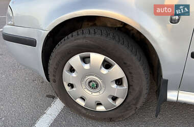 Универсал Skoda Octavia 2009 в 