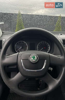 Універсал Skoda Octavia 2009 в 