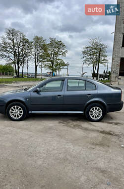 Лифтбек Skoda Octavia 2008 в 
