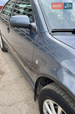 Лифтбек Skoda Octavia 2008 в 
