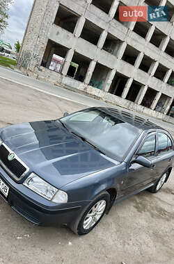 Лифтбек Skoda Octavia 2008 в 