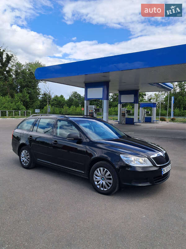 Универсал Skoda Octavia 2011 в 