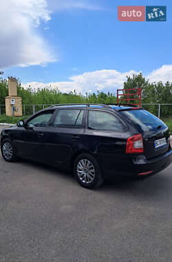 Универсал Skoda Octavia 2011 в 