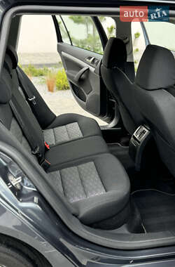 Універсал Skoda Octavia 2012 в 