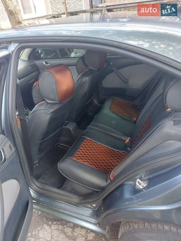 Лифтбек Skoda Octavia 2006 в Коростышеве