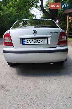 Лифтбек Skoda Octavia 2008 в 