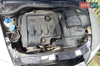 Лифтбек Skoda Octavia 2006 в 
