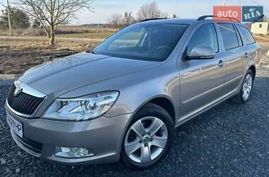 Универсал Skoda Octavia 2011 в 