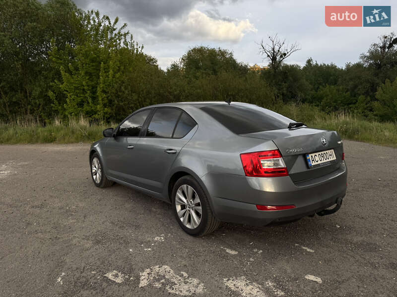 Лифтбек Skoda Octavia 2013 в Луцке