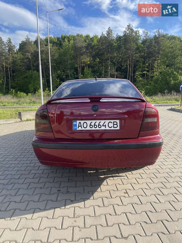 Лифтбек Skoda Octavia 1998 в Ужгороде