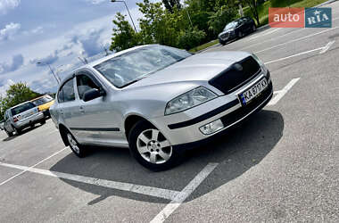 Лифтбек Skoda Octavia 2006 в 