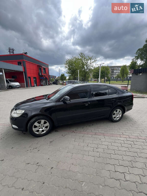 Лифтбек Skoda Octavia 2012 в Калуше фото 6 Лифтбек Skoda Octavia 2012 в Калуше