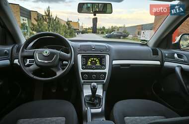 Універсал Skoda Octavia 2012 в 