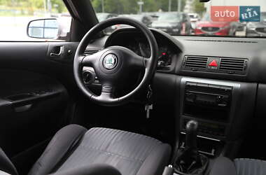 Лифтбек Skoda Octavia 2006 в 